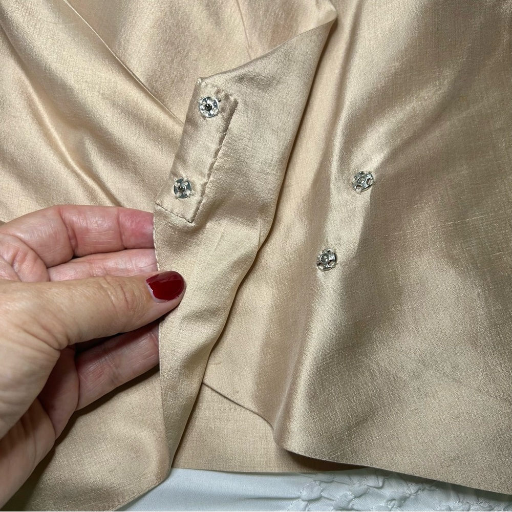 MaxMara 100% Silk Wrap Portrait Collar V-Neck Formal Party Top Size 8 - Picture 13 of 16